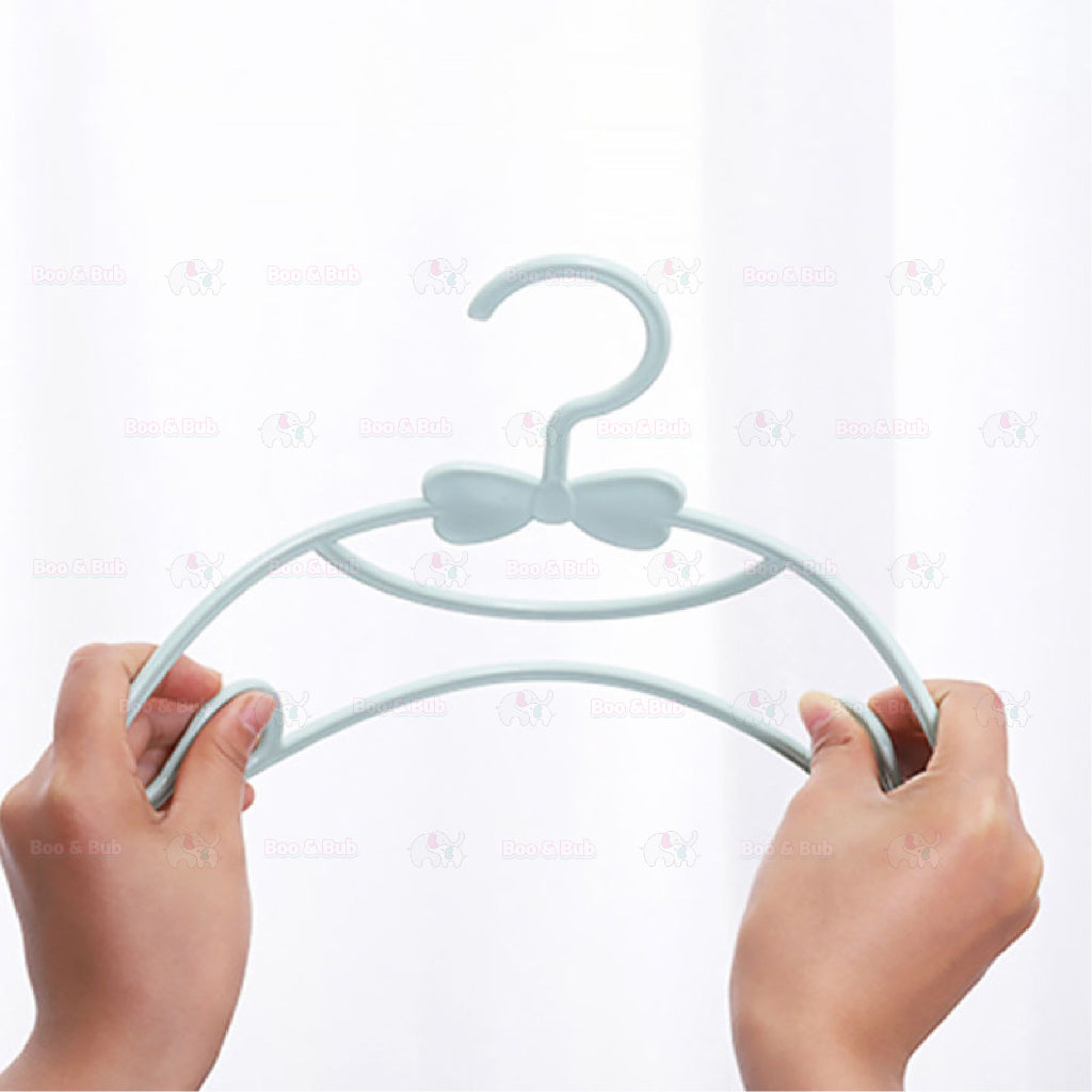 Boo & Bub Kids Clothes Hanger Racks Adjustable Plastic Display Hangers Windproof Non-slip Coats Hanger Baby Clothing Or - Boo & Bub