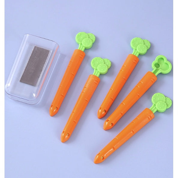 5 PCS Sealing Clip | Food Snack Bag Cute Carrot Sealing Bag Tweezers Magnetic Storage Box Kitchen Tools - Boo & Bub